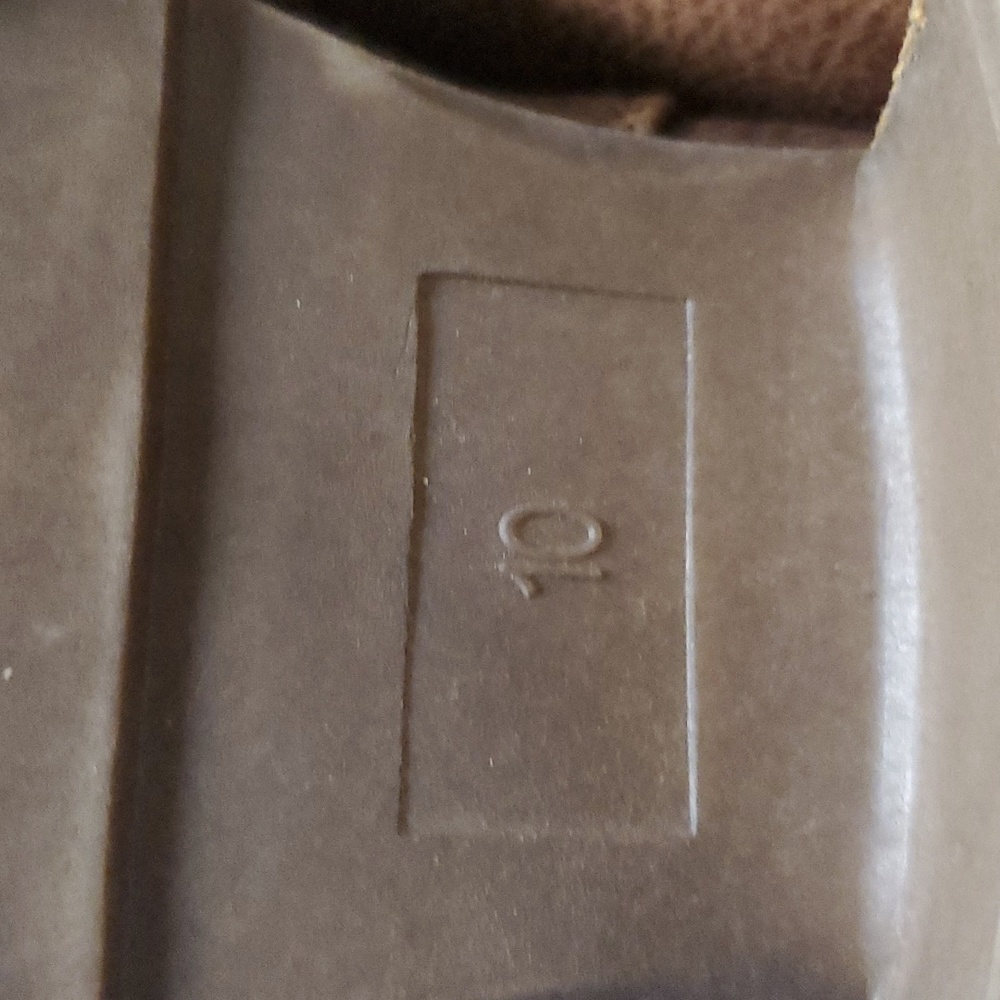 Beautiful  booties leather - Picture 9 of 15